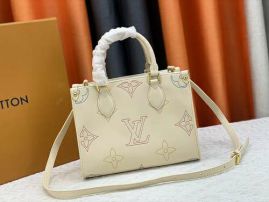 Picture of LV Lady Handbags _SKUfw141811246fw